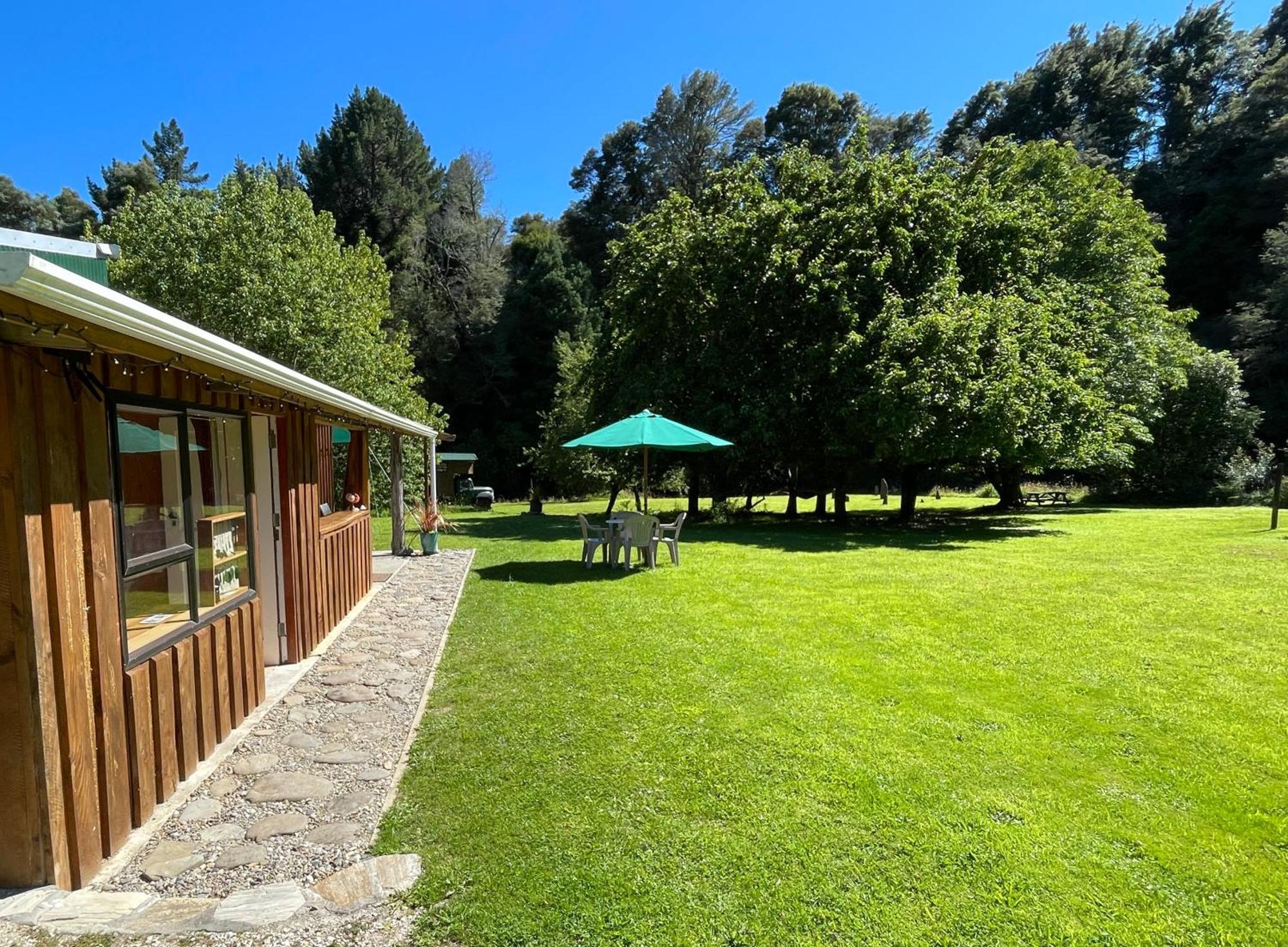 River Song Retreat Golden Bay Takaka Dış mekan fotoğraf